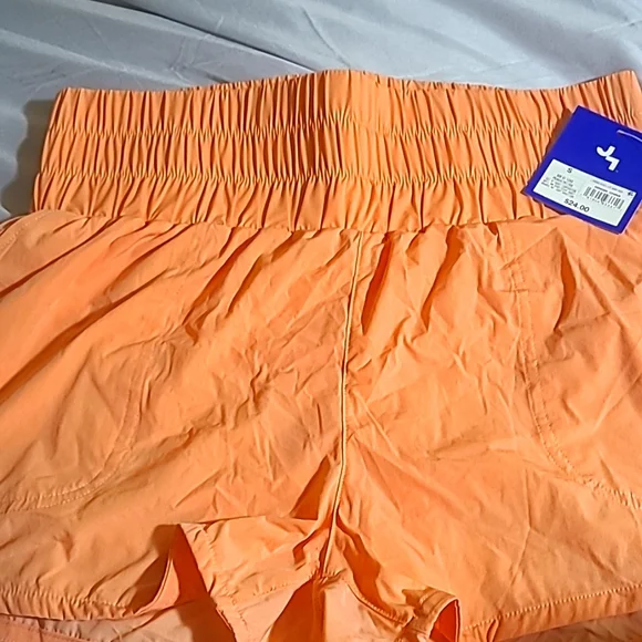 Short - Picture 1 of 2